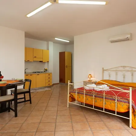 Monolocale Nel Centro Di Racale