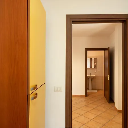 Apartman Monolocale Nel Centro Di *